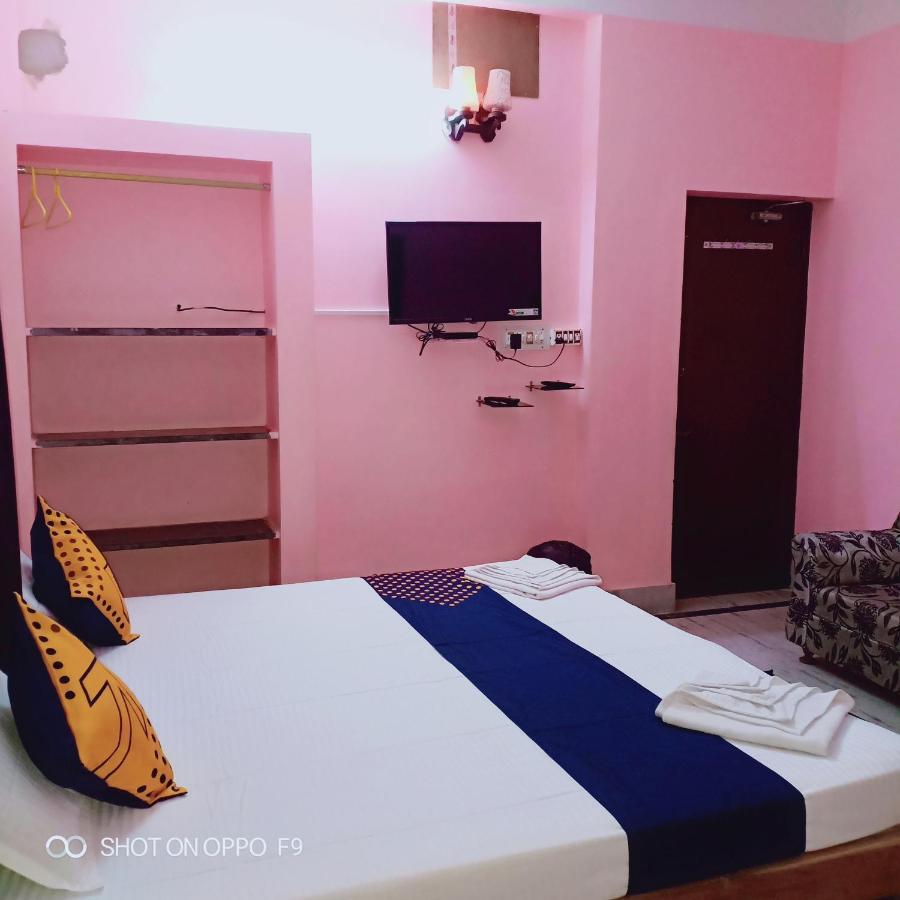 Hotel Gunjan ปูรี ภายนอก รูปภาพ
